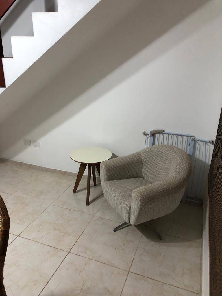 Casa à venda com 2 quartos, 64m² - Foto 17